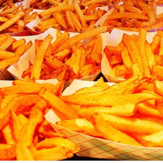 Shareable Plain Fries.